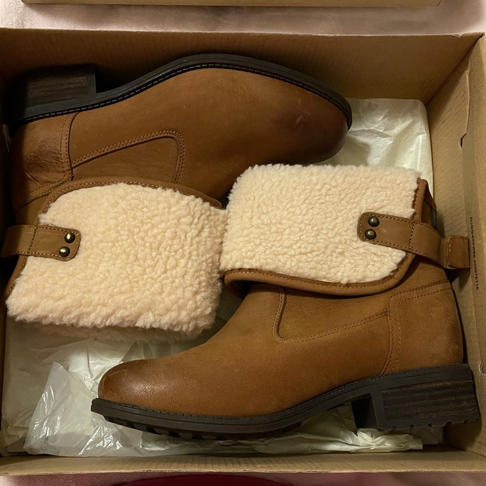 Ugg “Aldon” Boots NWT